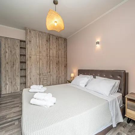 Nicolis Seaside Karavomylos