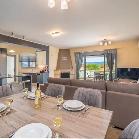 Nicolis Seaside Apartment