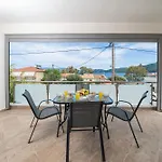Nicolis Seaside Appartement Karavomylos