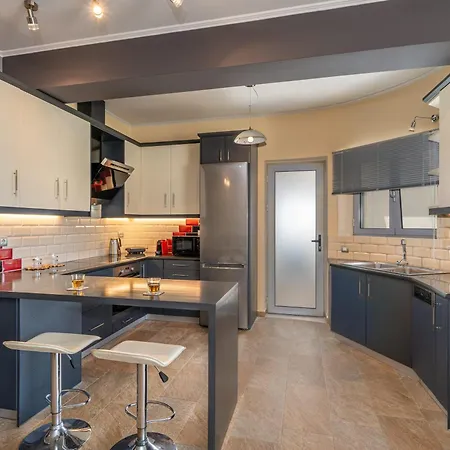 Nicolis Seaside Apartmán *