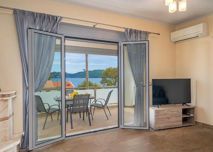 Apartment Nicolis Seaside Karavomylos