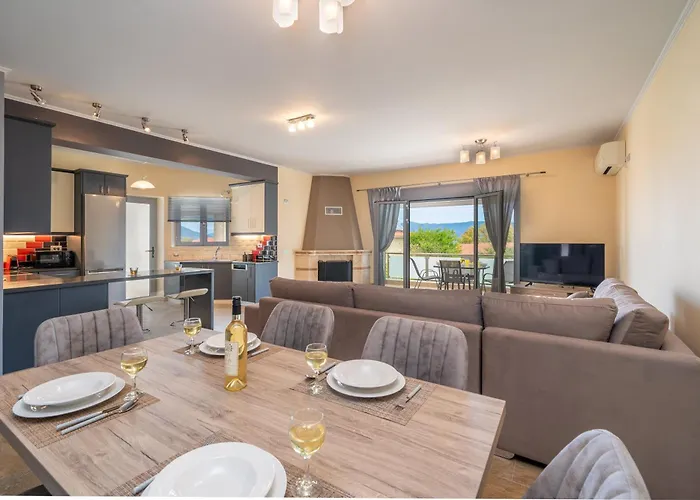 Nicolis Seaside Apartament