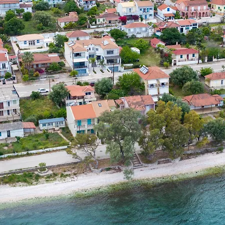 Lägenhet Nicolis Seaside Karavomylos